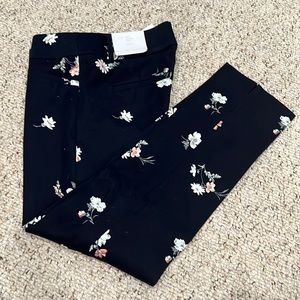 NWT Loft Riviera Floral Pant in Marisa Fit